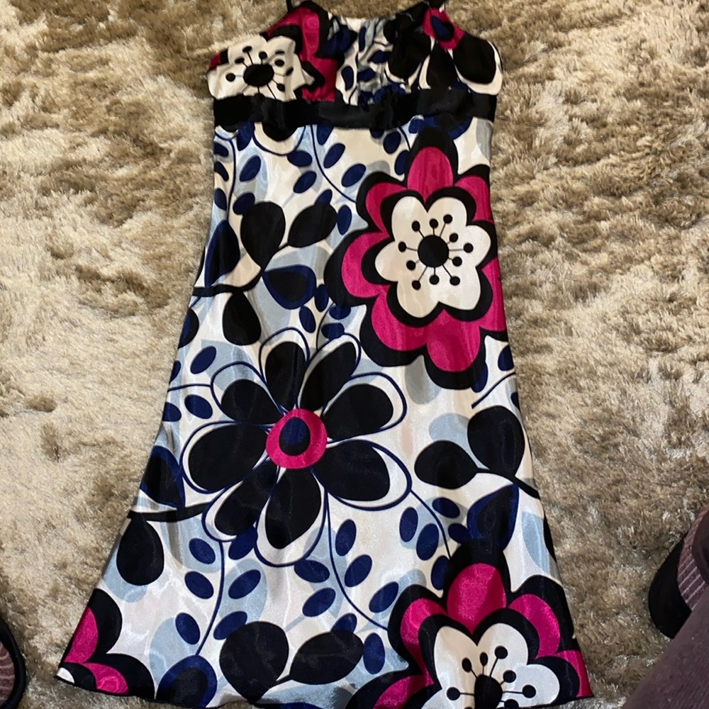 Sleeveless Dress satin